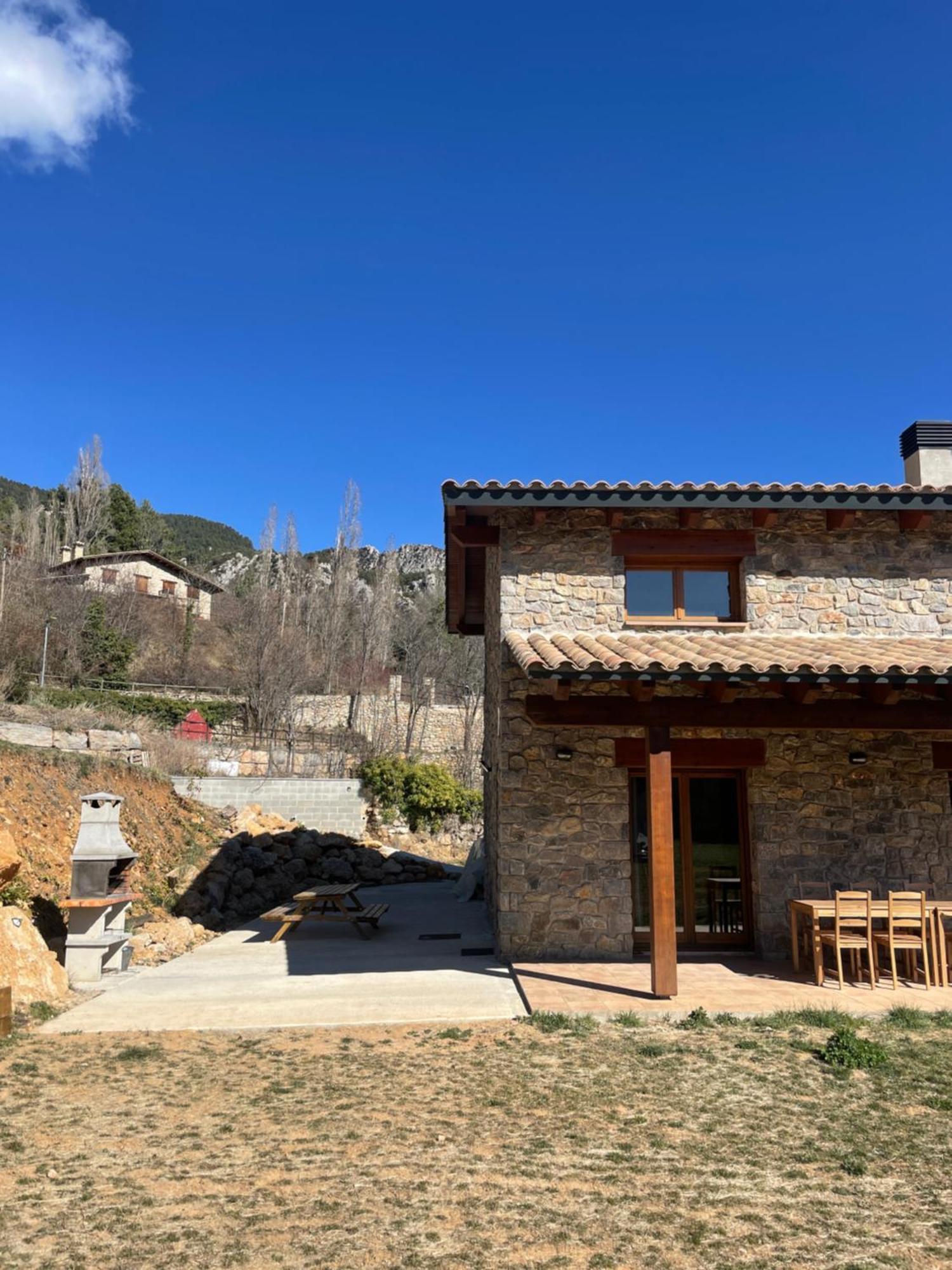 Casa De Les Escoles, Espinalbet - Alberga Castellar del Riu Exterior foto